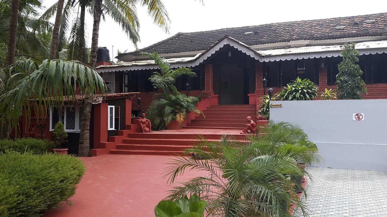 The Rainbows End Bed and Breakfast Margao Exterior foto
